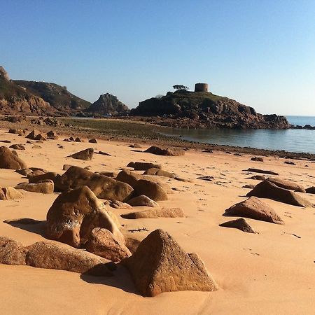 The Samares Coast Hotel & Apartments Saint Helier Jersey Esterno foto