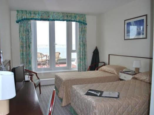 The Samares Coast Hotel & Apartments Saint Helier Jersey Esterno foto